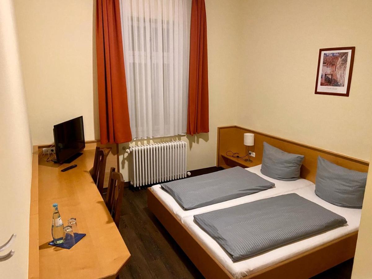 Muenchner Hofbraeu Coburg Hotel Bagian luar foto